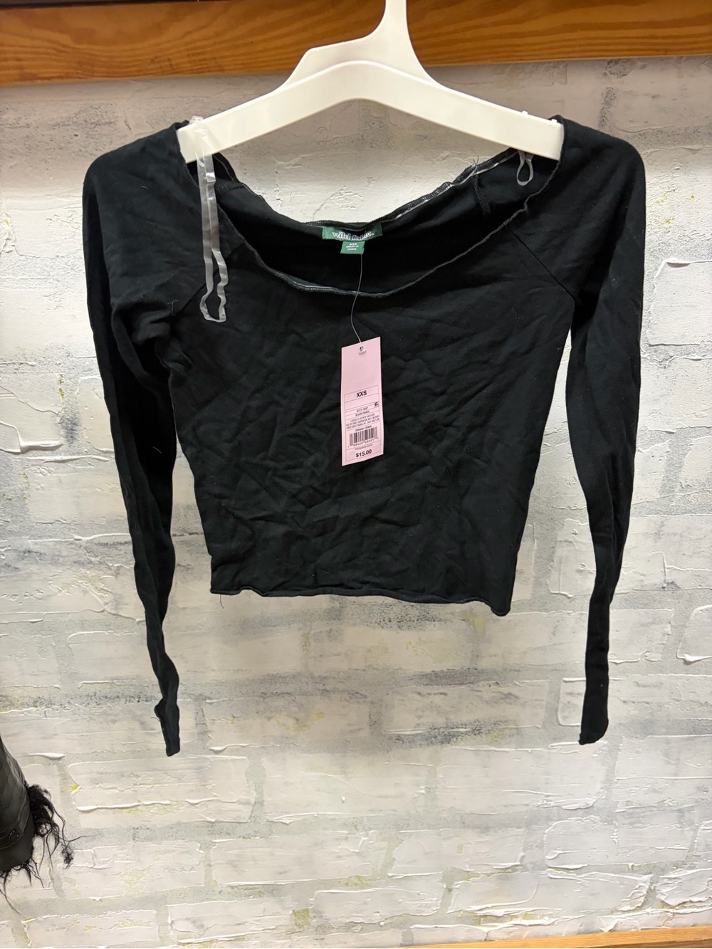 Black Women's Long-Sleeve Scoop Neck Top - Unbranded